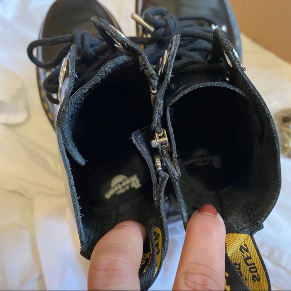 Dr. Martens JADON MAX Boots - Picture 10 of 16